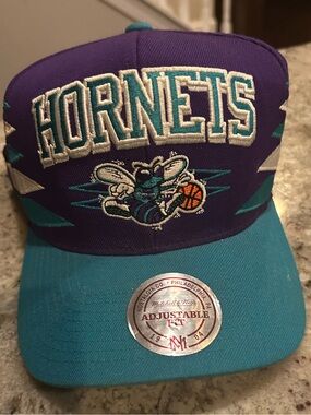 Mitchell & Ness Charlotte Hornets Purple and Teal Snapback